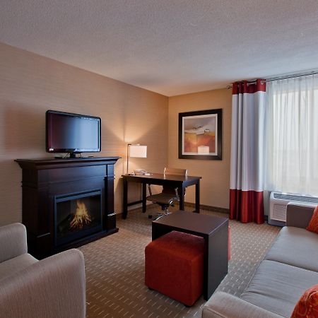 Holiday Inn Express Hotel & Suites Chatham South By Ihg Cameră foto