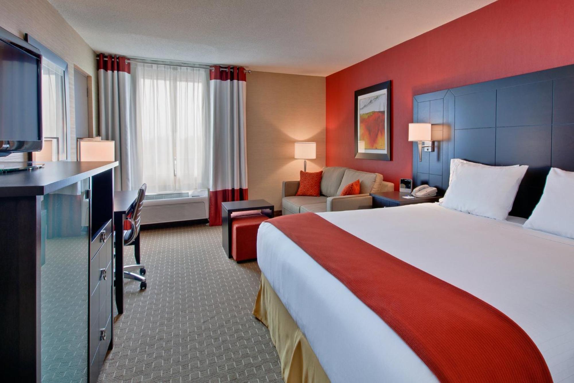 Holiday Inn Express Hotel & Suites Chatham South By Ihg Exterior foto