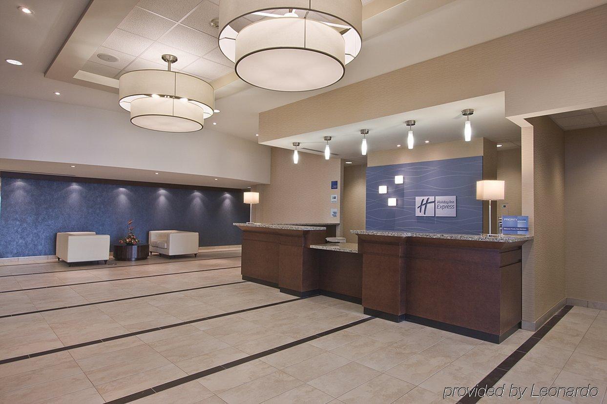 Holiday Inn Express Hotel & Suites Chatham South By Ihg Interior foto